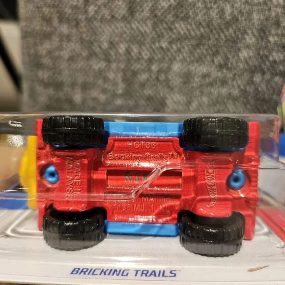 Hot Wheels Brick Rides Car Bundle - Picture 6 of 10